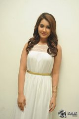 Raashi Khanna at Jil Movie Success Meet